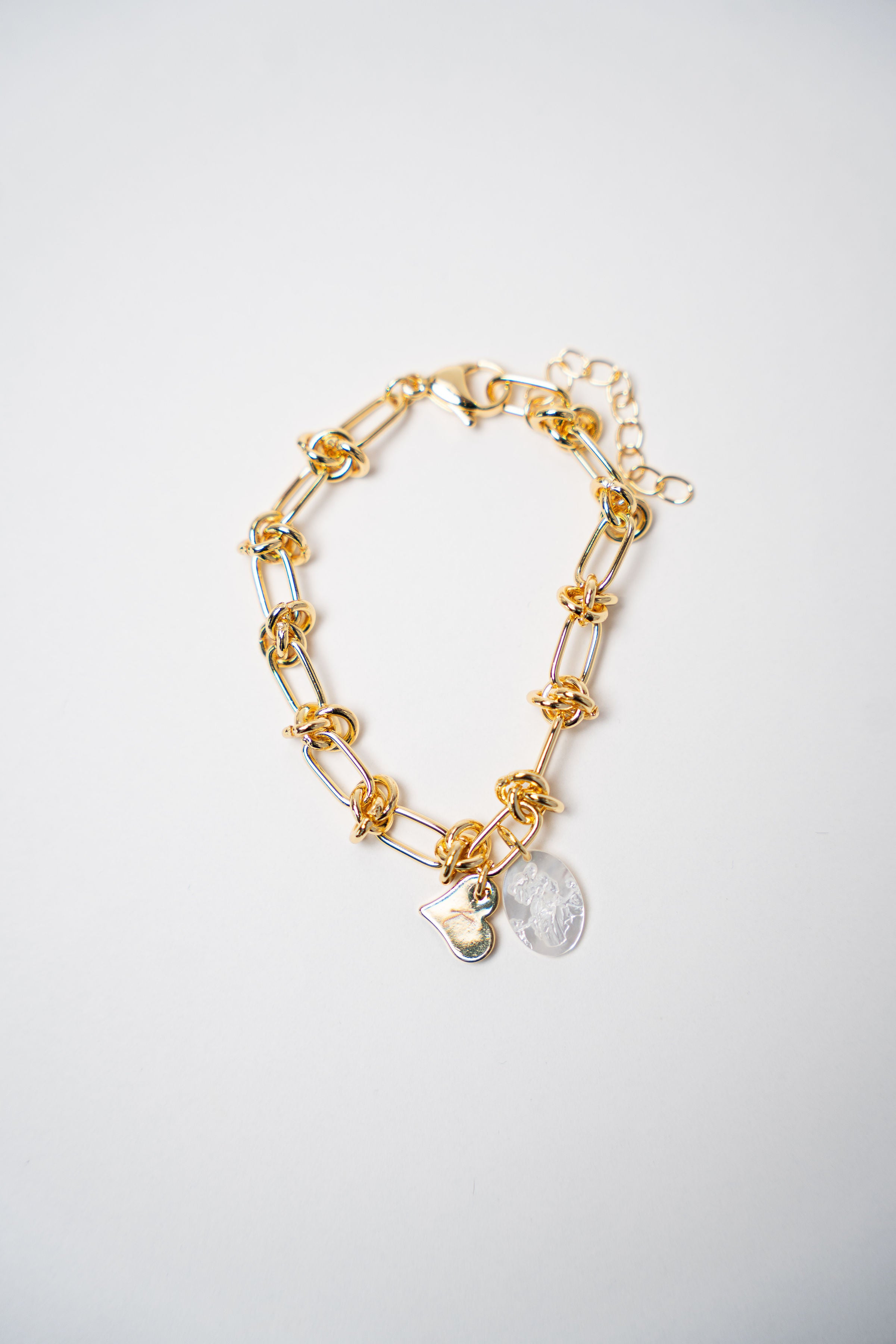 PULSERA CADENA NUDOS MEDALLA NACAR