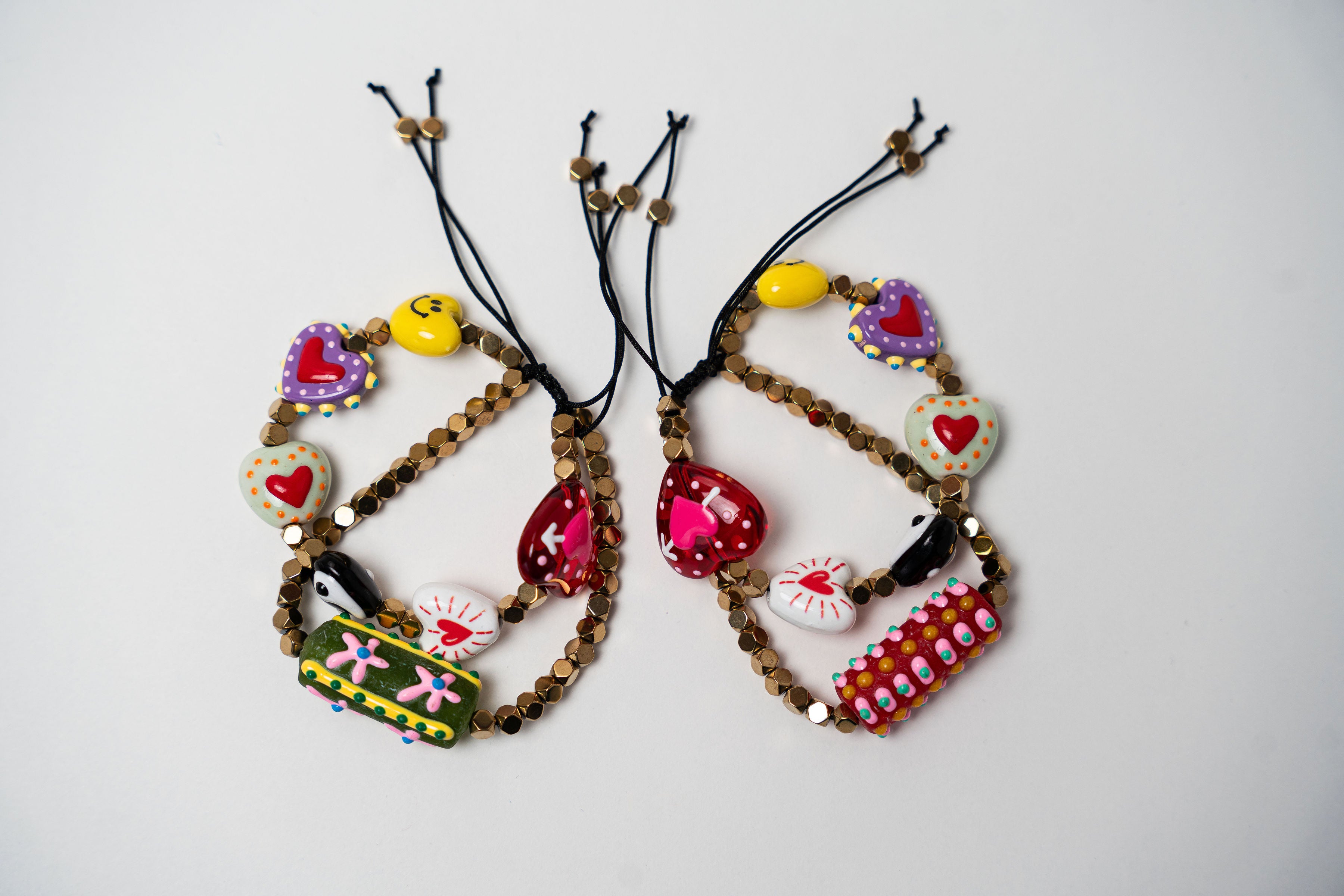 PULSERA DOBLE DIJE DE COLORES