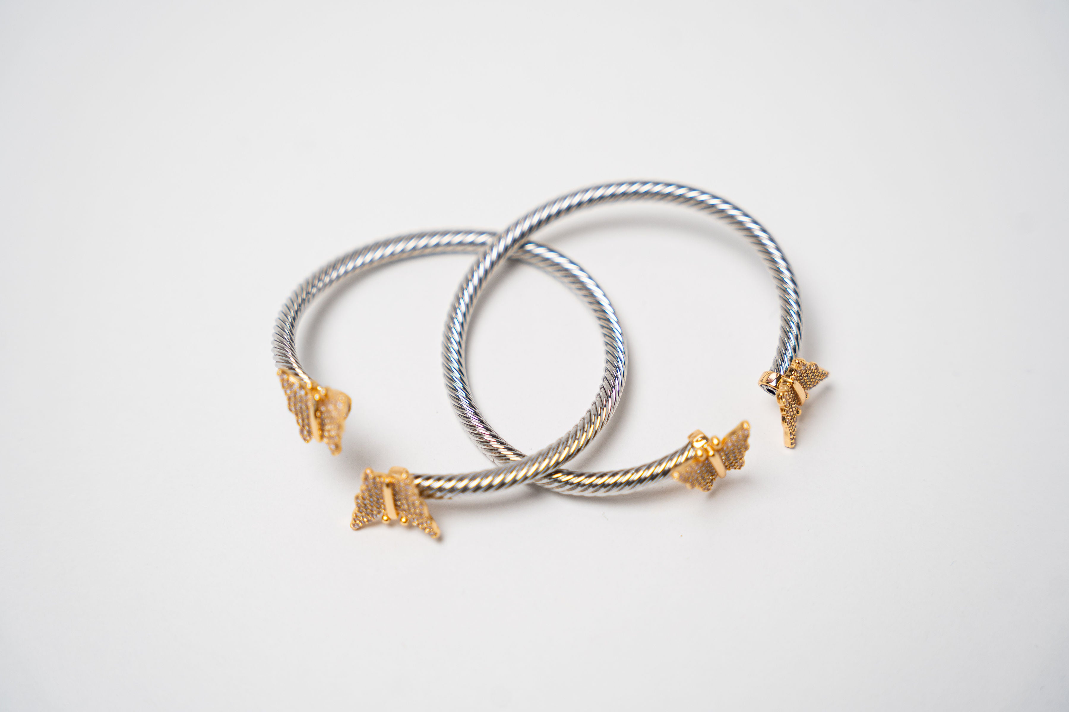 PULSERA DURA DORADA / PLATEADA