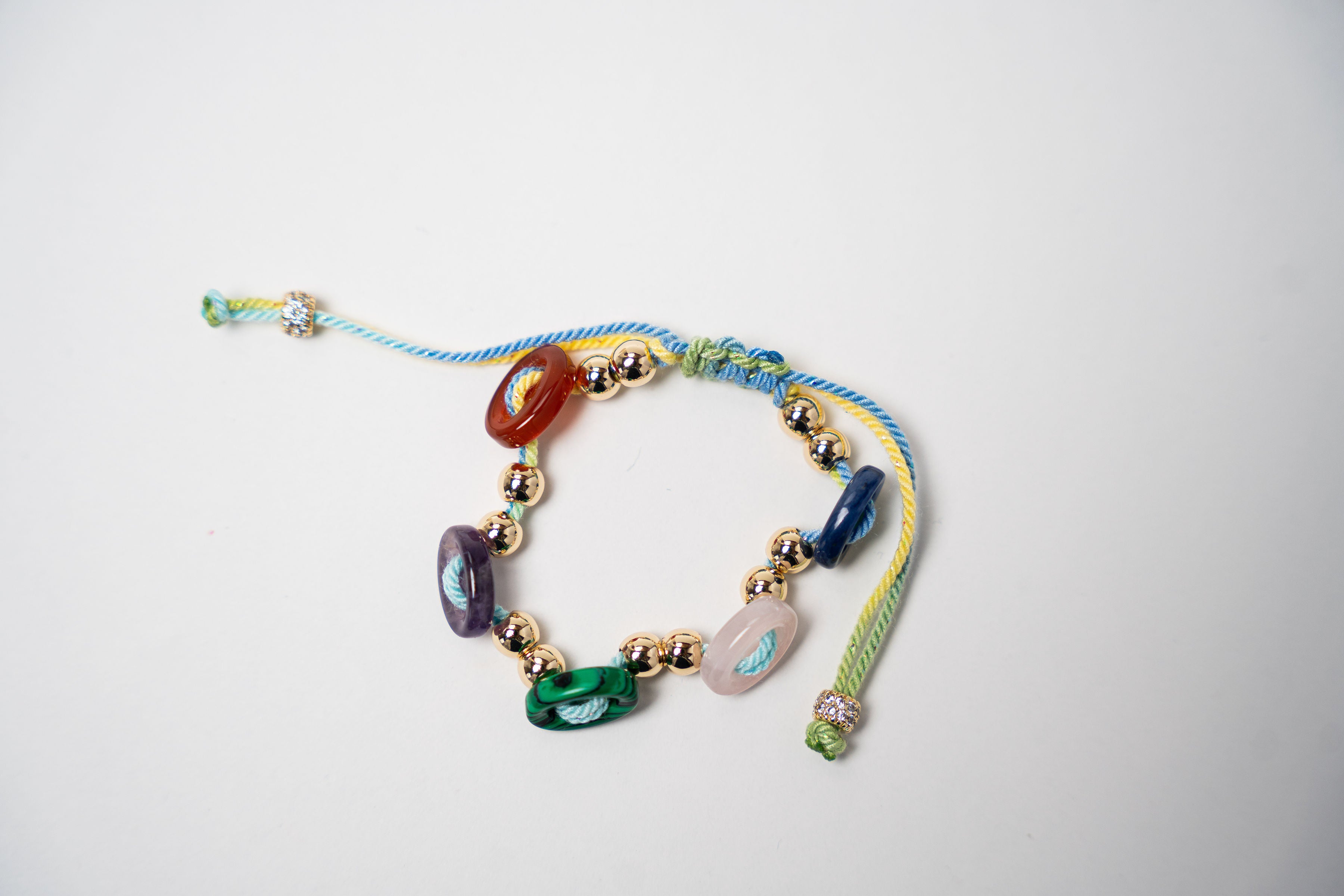 PULSERA CORDÓN BALIN Y PIEDRAS