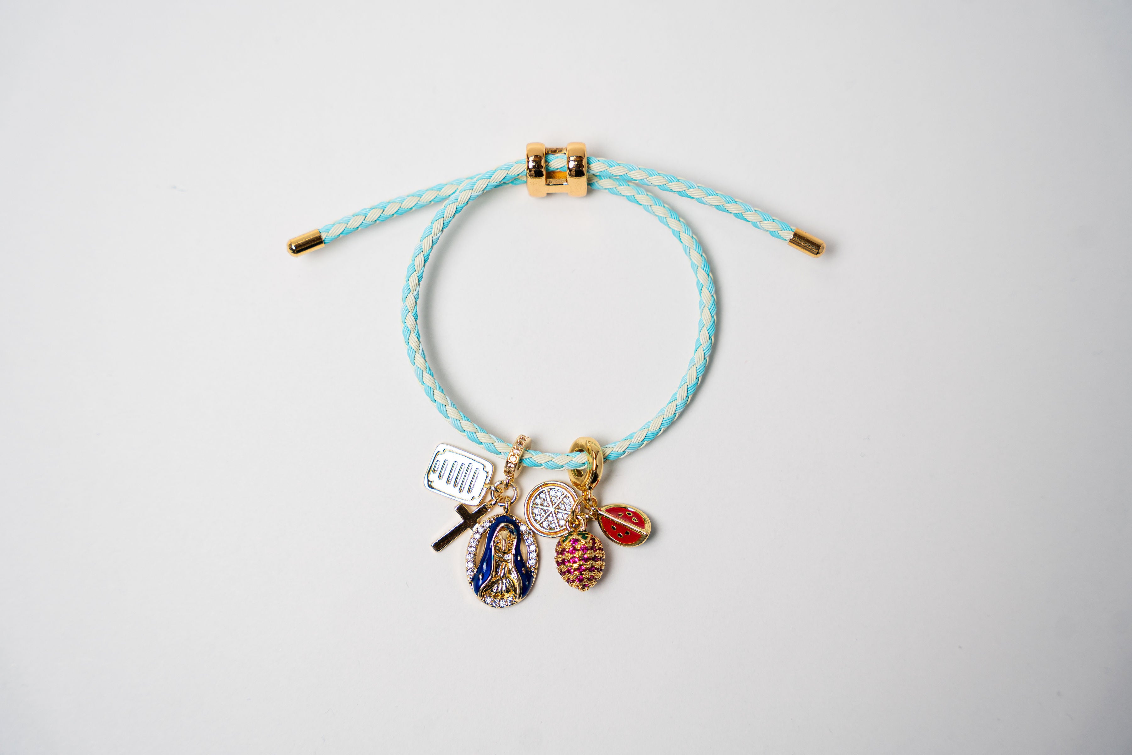 PULSERA CORDÓN COLORES DIJES