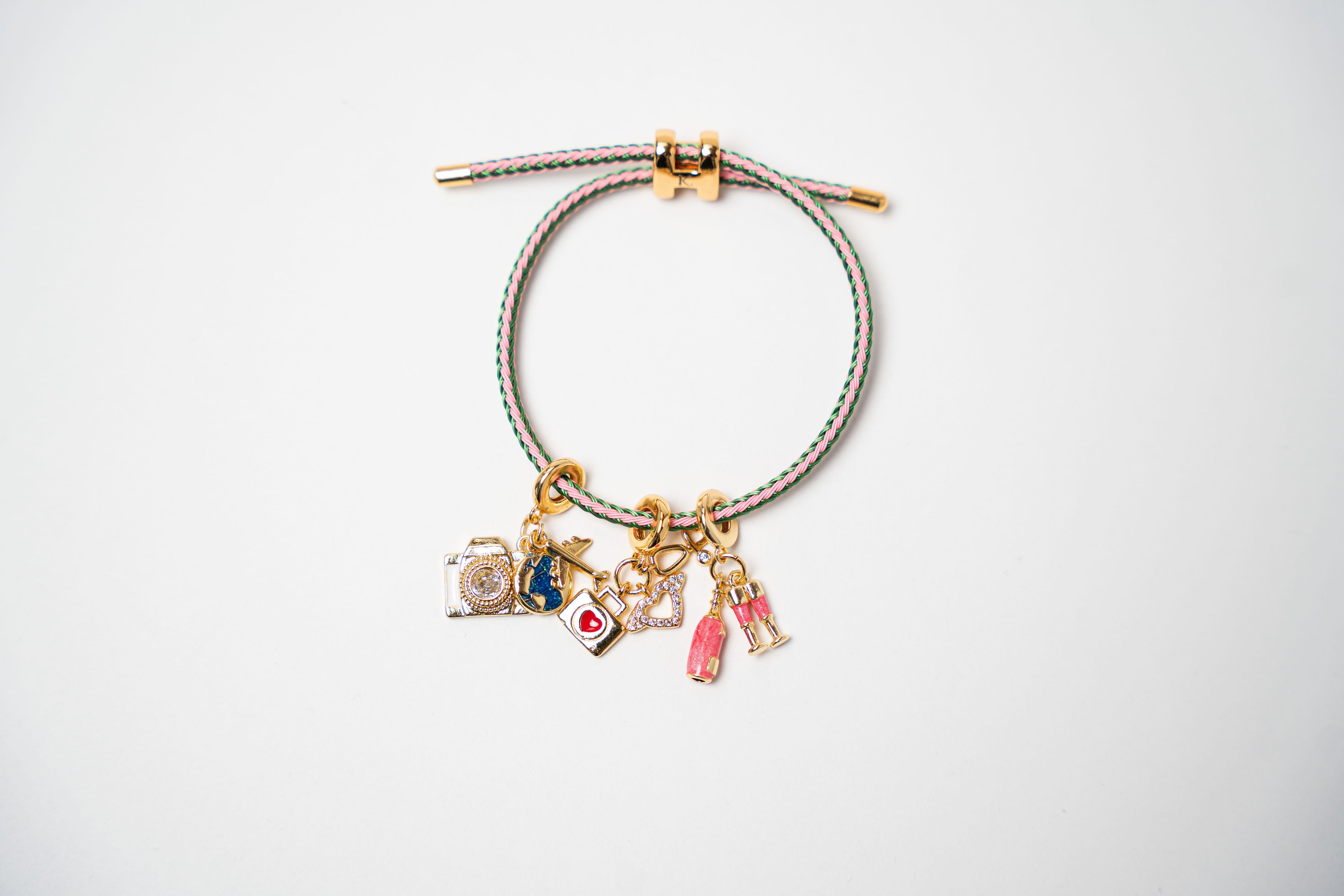PULSERA CORDÓN COLORES DIJES
